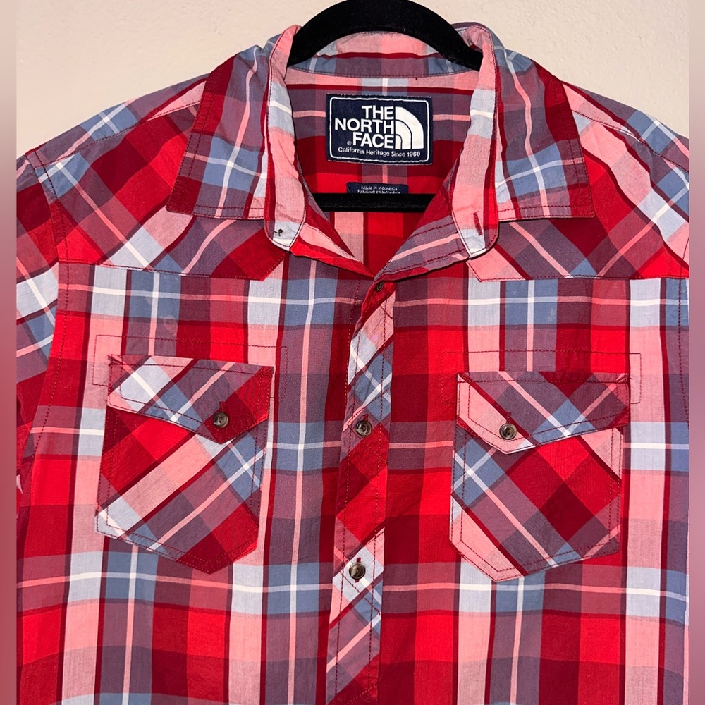 North face button up - Picture 2 of 3